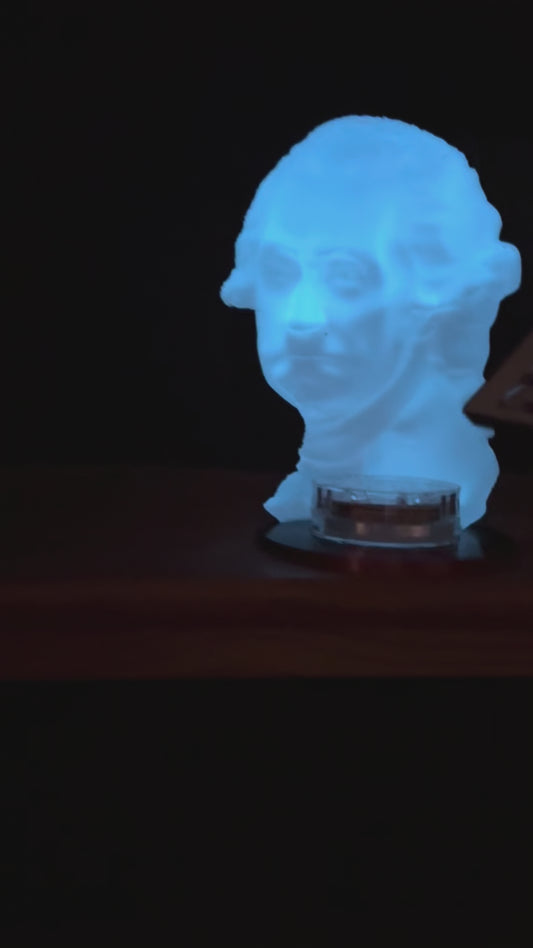 Haunted George Washington Illusion Statue – Glow-in-the-Dark Decor